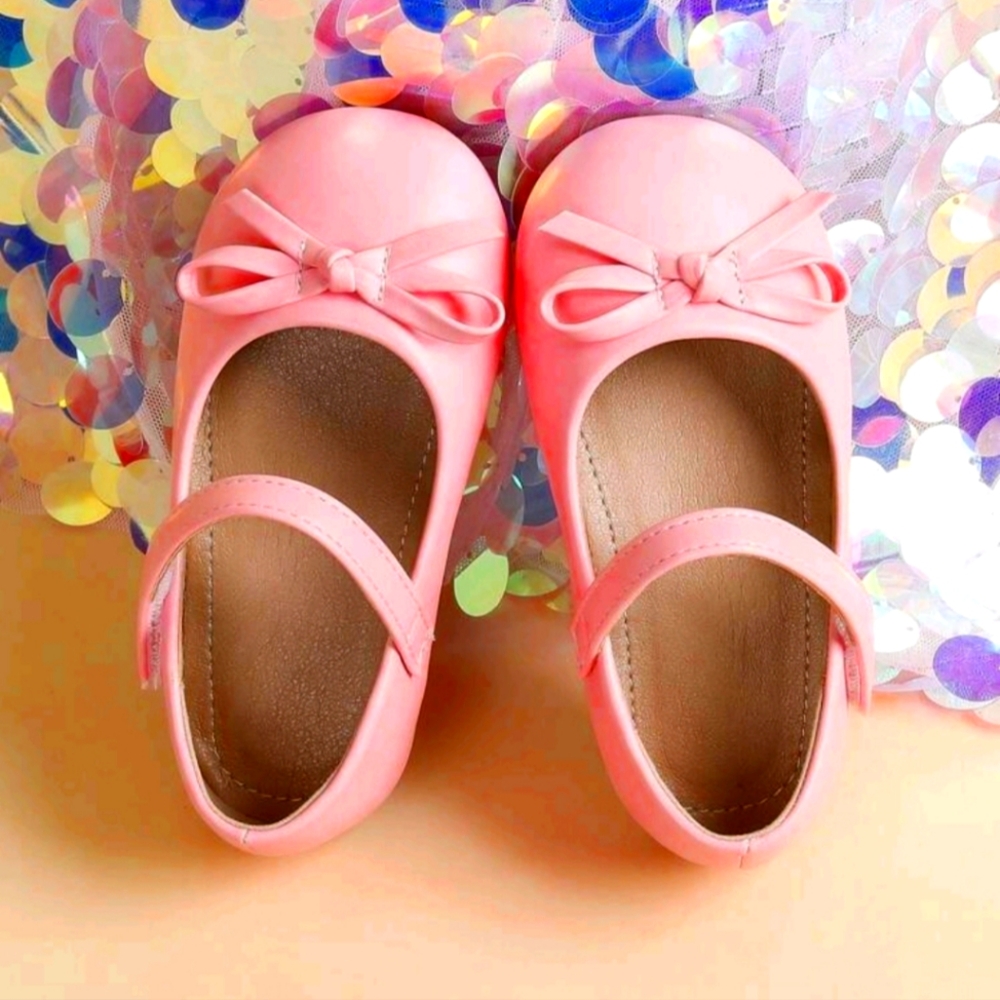 SHEIN baby Shoes Baby Pink With Bow Size 21 Us Size 5.5